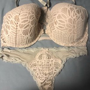 Bra and panty set